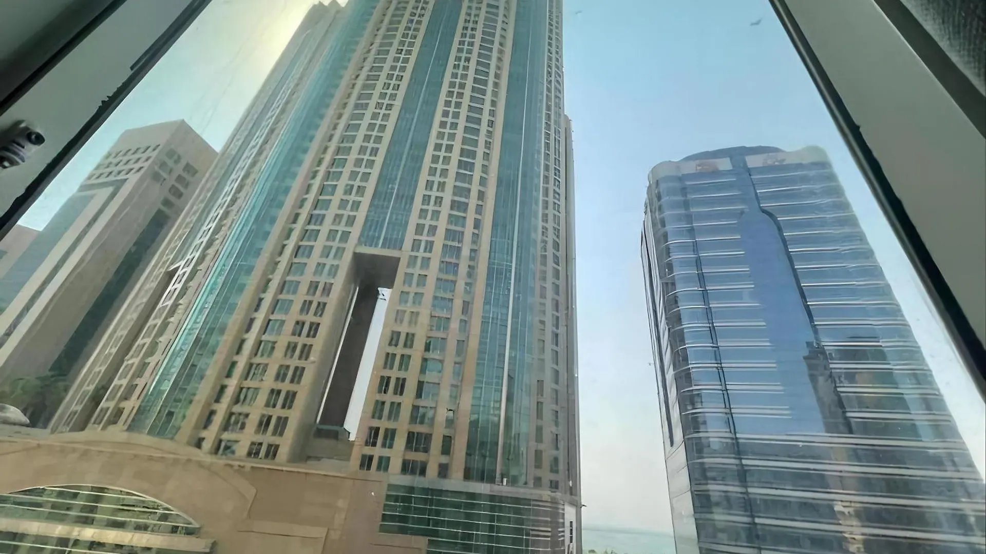 Cornich Street - Suave Sea View Room Abu Dhabi United Arab Emirates